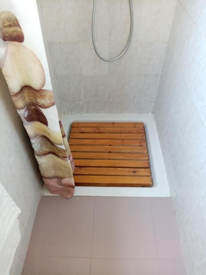 Le Flamant Rose Bed and Breakfast Salin-de-Giraud Esterno foto
